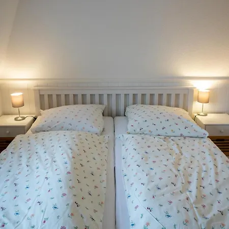 Ferienwohnung Oldsum Apartmán